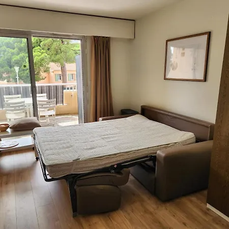 Studio, Le Port Apartment Hyères